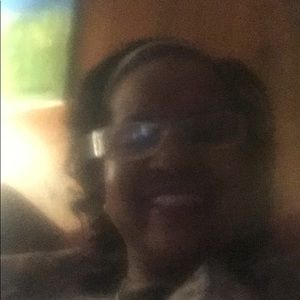 Meet your Posher, Vicky